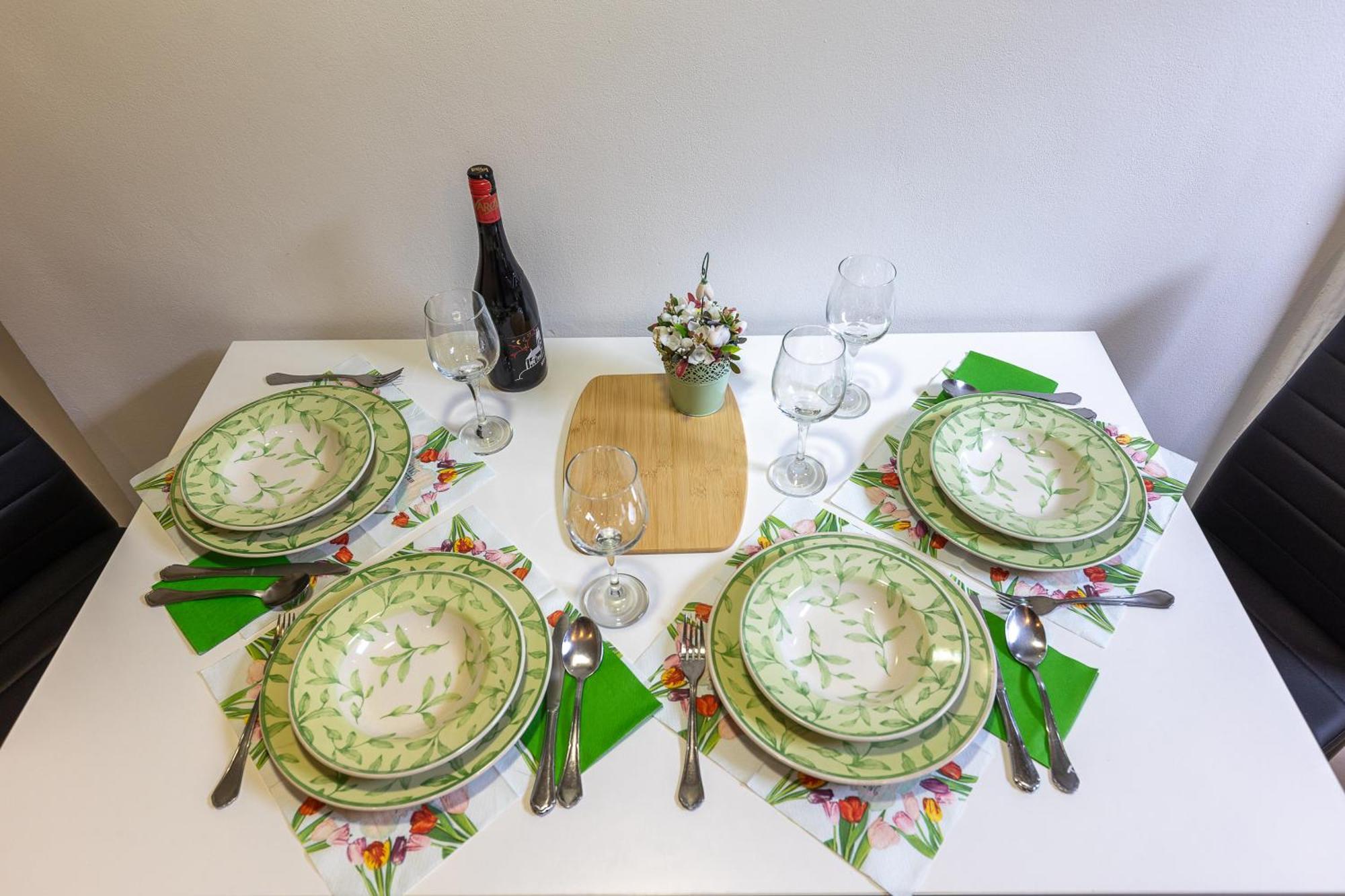 Eighth Wonder Apartment Budapest Bagian luar foto